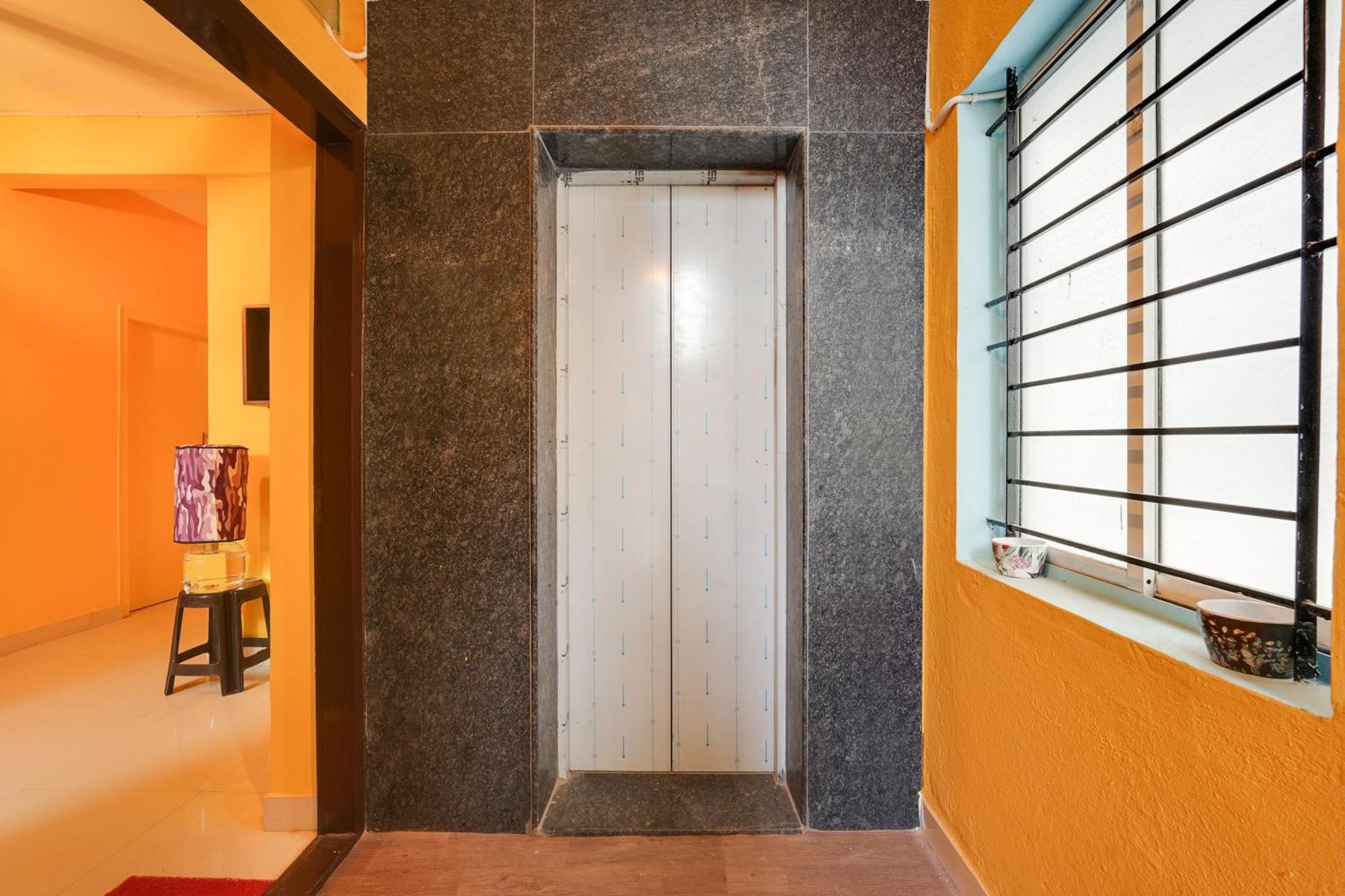 Collection O Veritas Grand Bangalore Exterior foto